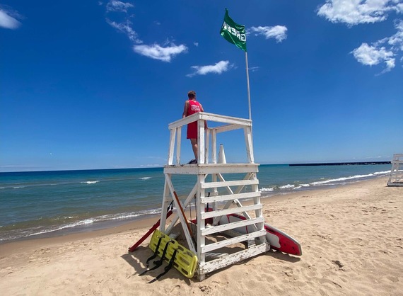 august beach hours