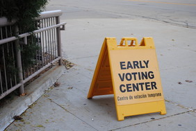Early Voting sign