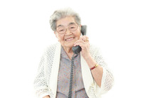 senior citizen phone help