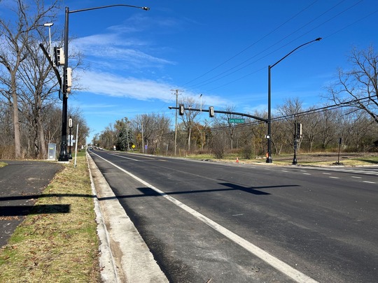 Ela at Long Grove Road new signals