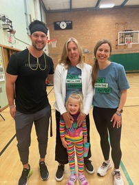 Village President Vicki Scaman at Move with the Mayor event at Lincoln School