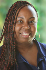 Business License Officer Takeishi Thompson