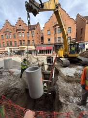 Crews install a catch basin as part of the Renew the Avenue construction project in the Hemingway District on Oak Park Avenue.