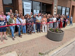 Ribbon cutting for Mosaic Counseling's new location at 810 North Blvd.