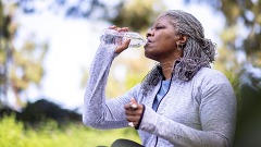 drink water