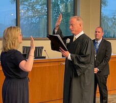 Judge swears in Karen Novy with President Kauffman