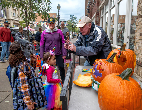 Photo of pumpkin carver