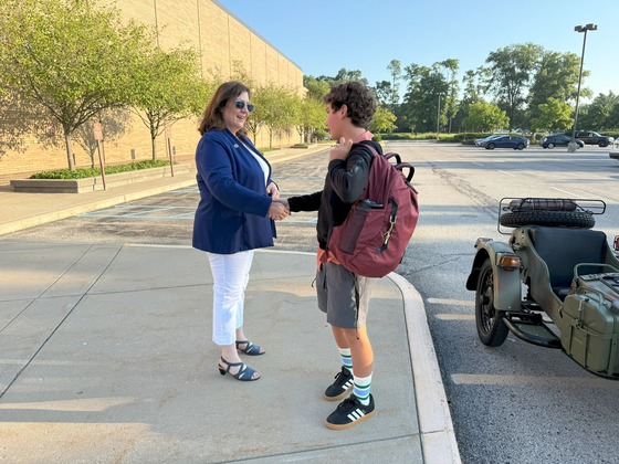Mayor Finkam at Carmel Elementary