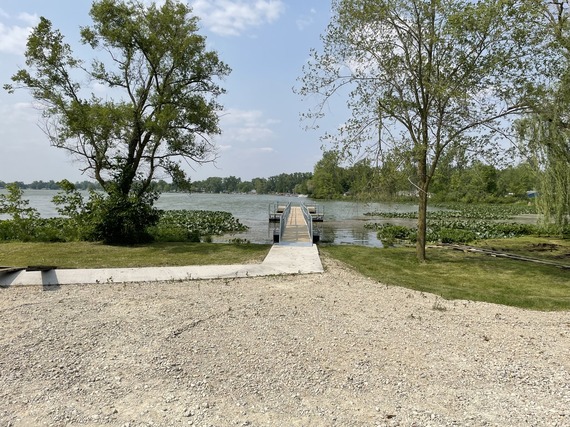 The fishing pier at Big Lake Public Access Site.