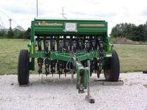 Image of a no till drill