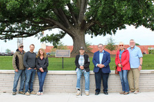 Image of tree plaque viewing