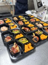 Image of prepackaged meals