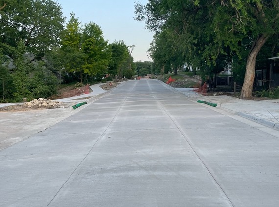 SE 4th Street new paving