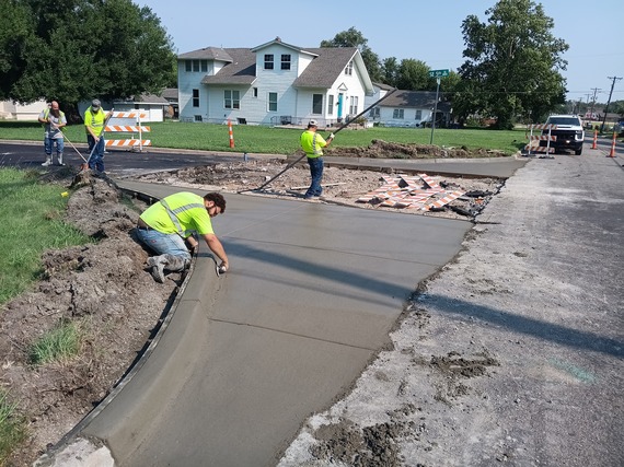 Concrete crew SE 5th and Kansas