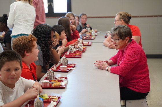 Child meal program photo