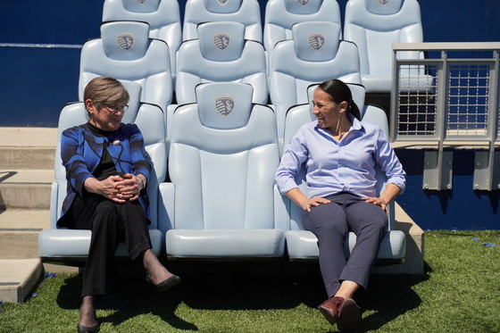 Gov. Kelly and Rep. Davids Tour SportingKC