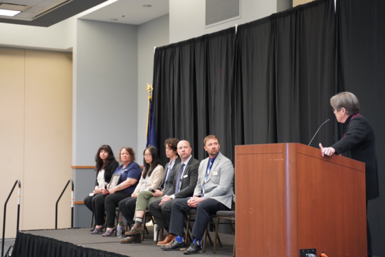 Governor Kelly speaks during the roundtable