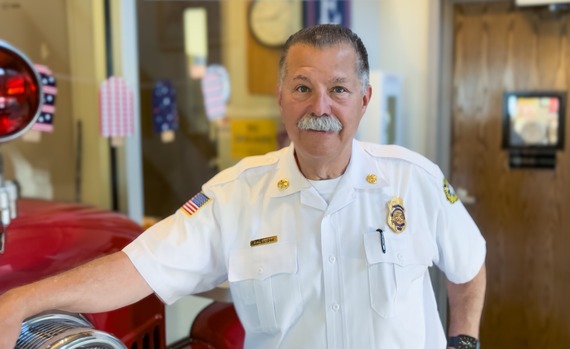 Headshot photo of KCKFD Chief Dennis Rubin