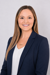 Erica Settelen Headshot