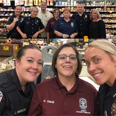 cops at Kroger photos 