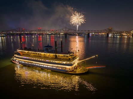 Belle of Louisville Fireworks Cruise