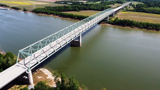 US60TNRivBridgeLedbetterCharlieKatterjohnAerialJune2021