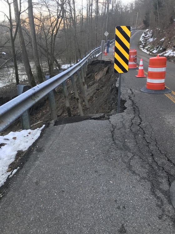 Image of Break in Road KY 292