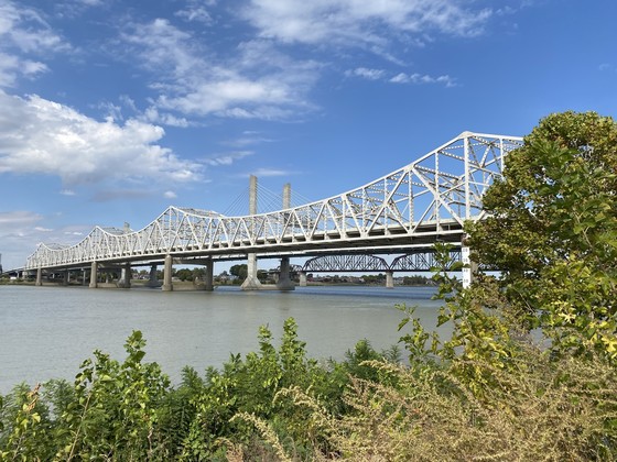 John F. Kennedy Memorial Bridge carries Interstate 65 South over the Ohio River.