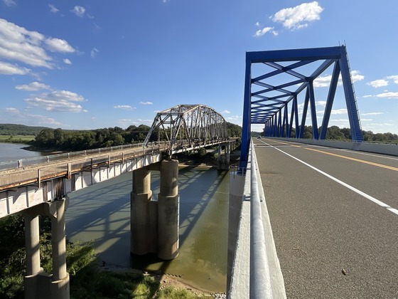 US60CumberlandRivBridgeNewOldSept182023