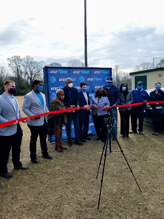 ribbon cutting at&t