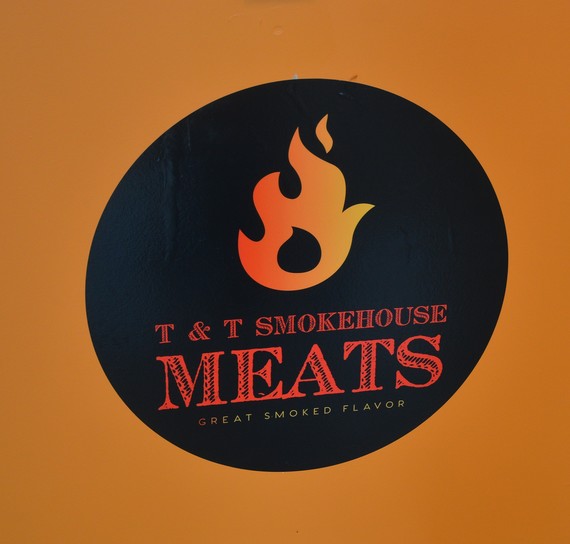 t&t smokehouse icon