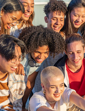 Happy Friends Together 