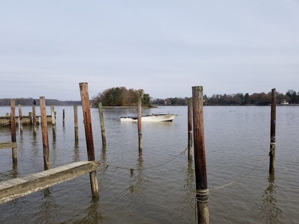 River Road - Boat Fire 