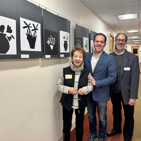 A picture of Councilmember Glass at the JCA Arts exhibit