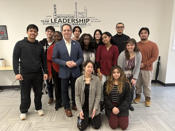 Councilmember Glass with a group of Montgomery College students