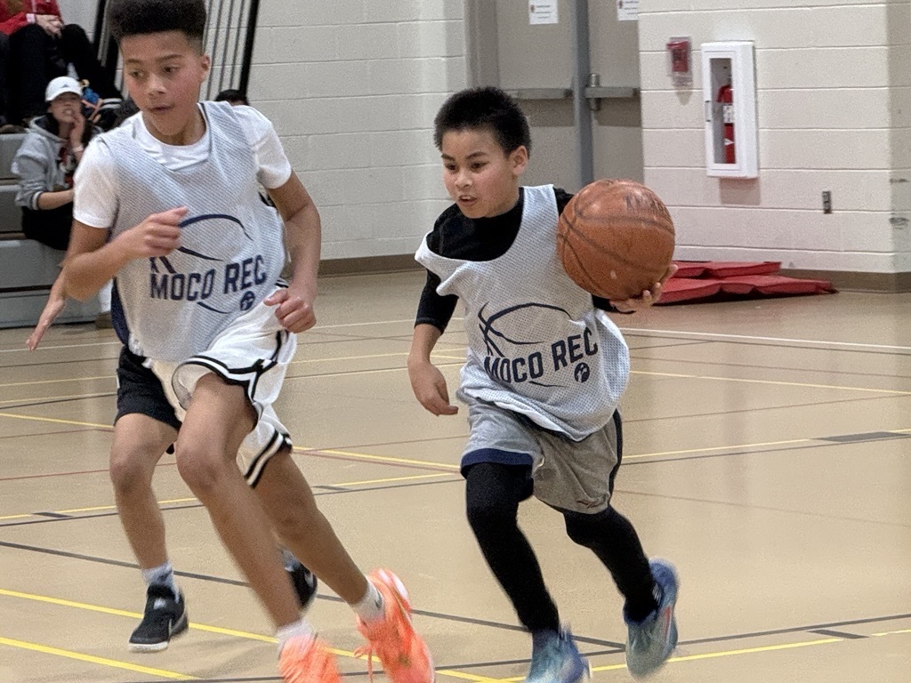 youth boys basketball games