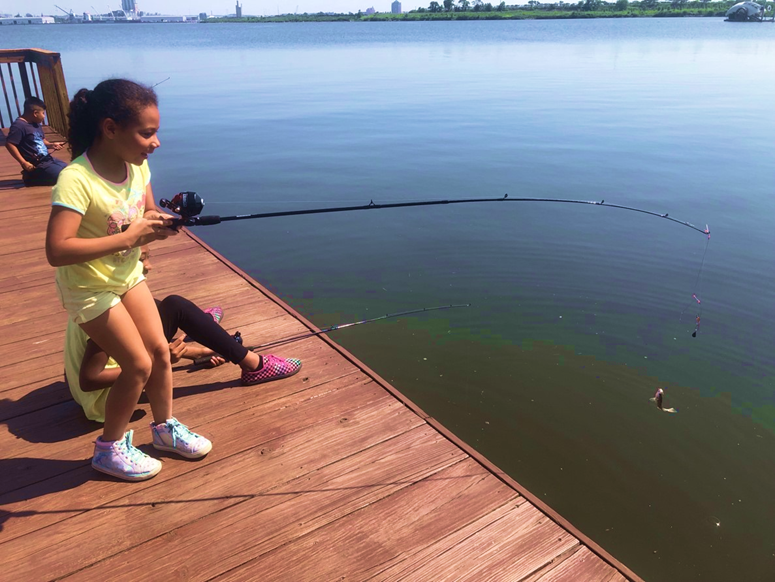 BEESMART Student Fishing at Masonville Cove