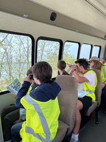 kids guided bus tour