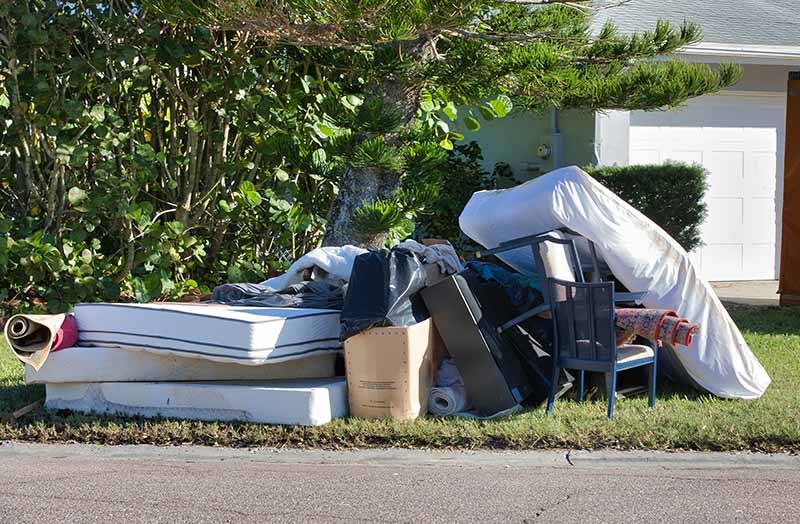 Bulky Trash Pickup Services