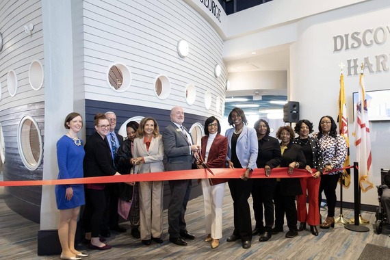 Bladensburg Branch Library Ribbon Cutting Photo