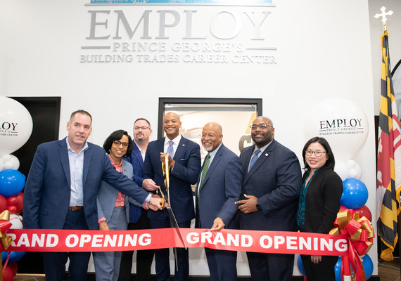 Building Trades Ribbon Cutting