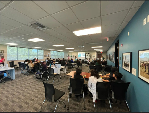 Mil mujeres evento Sacramento