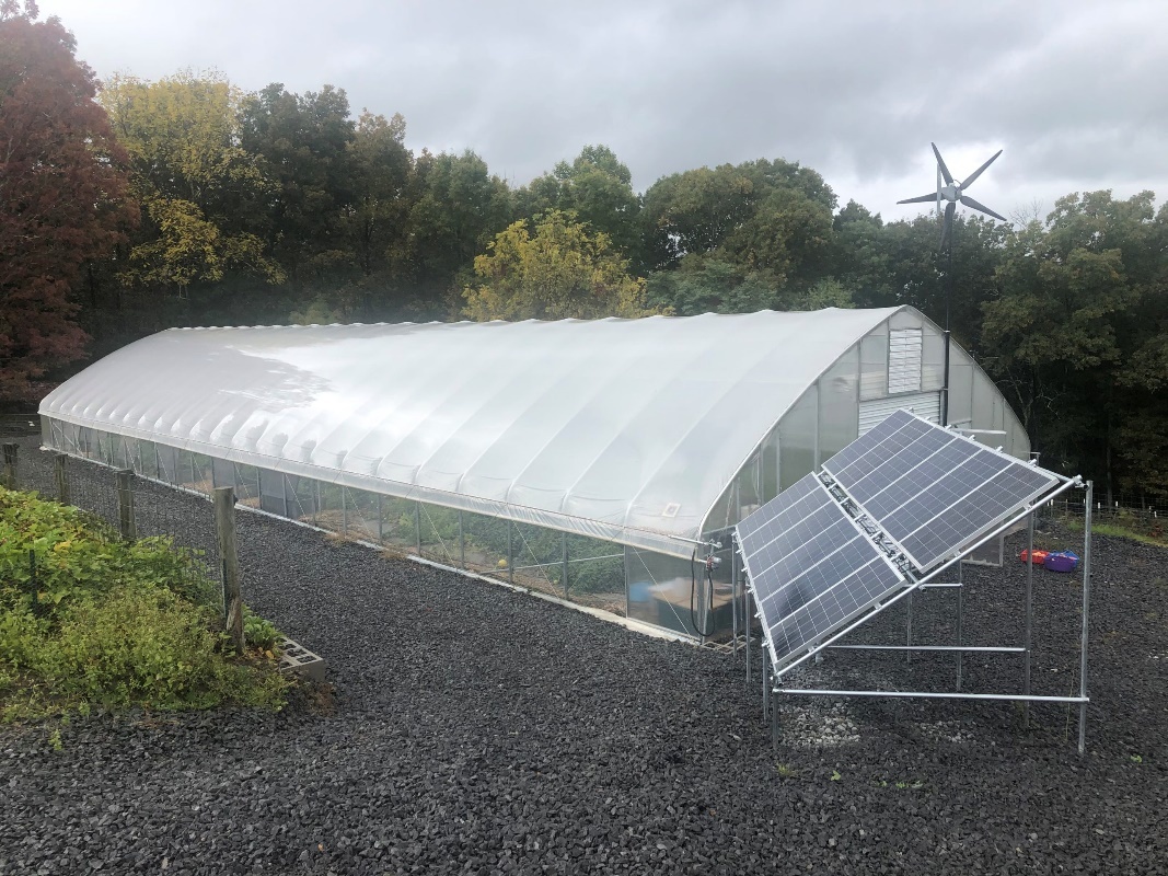 Self-Sustaining Year-Round High Tunnel