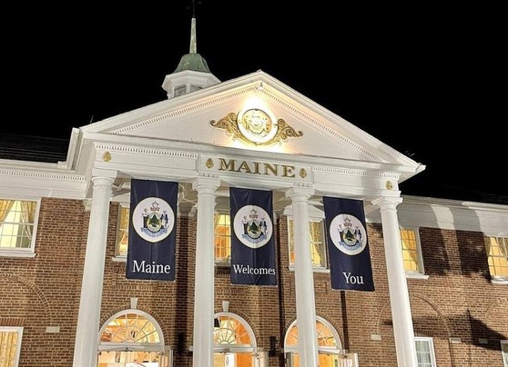 Image of Maine Building front at the Big E Fair