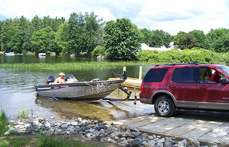 Boat launch at Echo Lake, Mt Vernon.