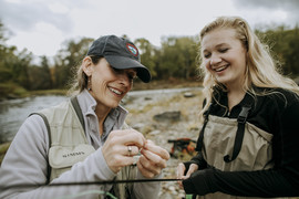 tying flies