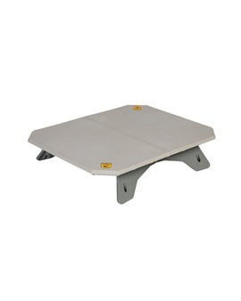 Nemo Equipment Table