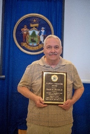 This is a picture of Ronald W. Madore jr.