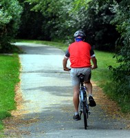 Cyclist on B2B Trail