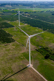 Aerial view of Lake Winds Energy Park Wind Turbines in Mason County. Courtesy of MDOT.